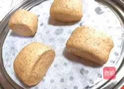 Milk and red date steamed buns recipe 9