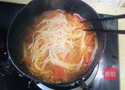 Tomato and vegetable noodle soup recipe 1