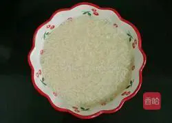 Tremella fuciformis Illustration of how to make fermented snow pear soup 2