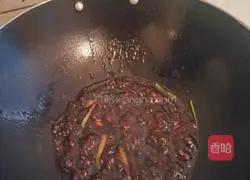 Illustration of how to make noodles with scallion oil 3