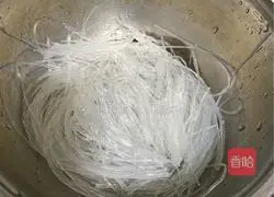 Spinach and Egg Vermicelli Illustration of how to make soup 2