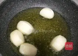 Illustration of how to make gold and silver steamed buns 9