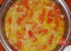 Illustration of how to make tomato chowder soup 8