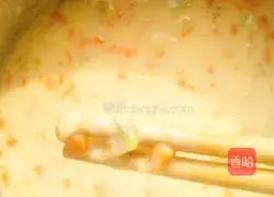 Illustration of how to make delicious egg pancakes 6