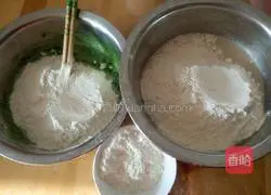 Illustration of how to make pea pod steamed buns 7