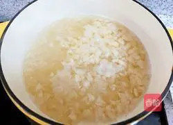 Illustration of how to make Shishi Ruyi Tremella Soup 7