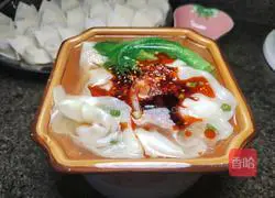 Illustration of homemade red oil hand-copying 18