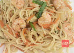 Illustration of how to make shrimp fried noodles 11