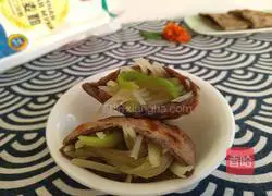 Illustration of how to make potato shredded pocket cake 20