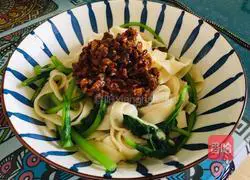 Illustration of how to make noodles with mushroom and beef sauce 12