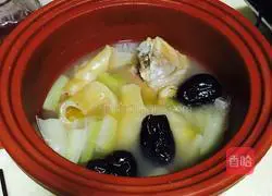 Illustration of how to cook chicken soup with fish maw 19