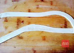 Illustration of how to make noodles 8