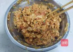 Illustration of how to make white radish and pork dumplings 9