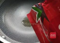 Illustration of how to make tomato braised meat sauce pasta 9