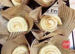 Illustration of how to make cinnamon rolls 17