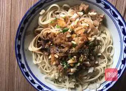 Illustration of how to make hot dry noodles (authentic Wuhan hot dry noodles) 10