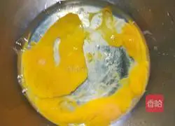 Illustration of how to make yogurt waffles 1