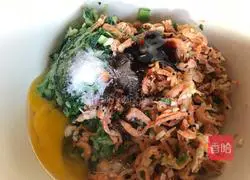 Illustration of how to make cabbage dumplings 9