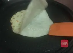 Illustration of making single cake 15