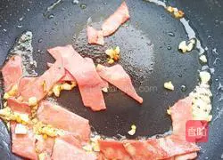 Illustration of how to make fried okra with bacon 8