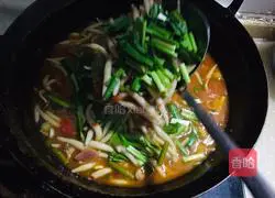 Illustration of how to make mutton buckwheat noodles and fish 13