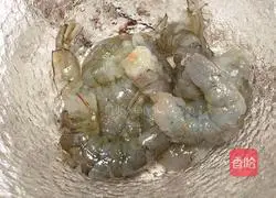 Recipe for making healthy vegetable shrimp balls 4