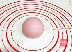 Illustration of how to make Jixiang Ruyi Piggy Buns 8