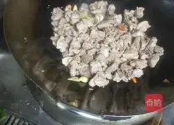 Illustration of how to cook potato braised duck 4