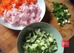 Illustration of how to make special fried noodles 3