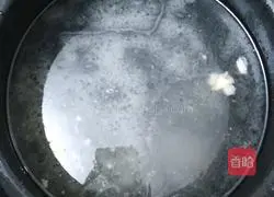 Illustration of how to make beef noodles 3