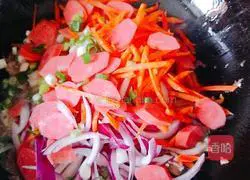 Assorted Fried Noodles Recipe Illustration 9