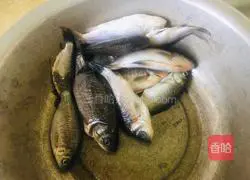 Winter Melon, Tofu and Crucian Carp Soup Recipe Illustration 1