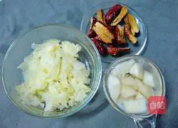 Snow pear, white fungus and red date soup recipe 3