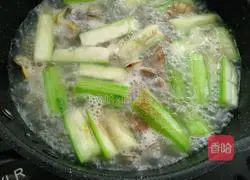 Illustration of how to make sixty-year-old loofah soup 10