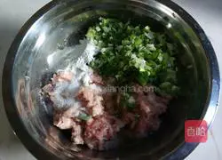 Winter Melon Meatball Soup Recipe Illustration 5