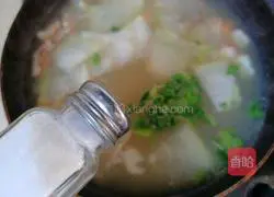 Illustration of how to make shrimp and lean meat and winter melon soup 11