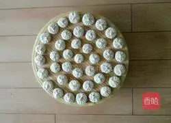 Illustration of how to make mushroom and pork buns 12