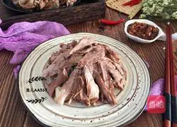 Illustration of how to make minced meat with garlic paste 11