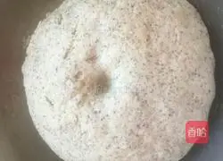 Illustration of how to make black bean noodles and steamed buns 4