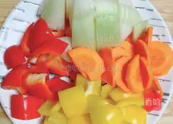 Illustration of how to make basil squid pasta 3