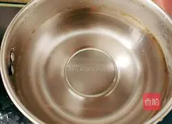 Illustration of how to make healthy cantaloupe and dragon fruit sweet soup 3