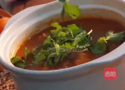 Tomato and oxtail soup recipe 6
