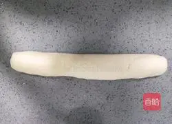 Illustration of how to make homemade fried dough sticks 5