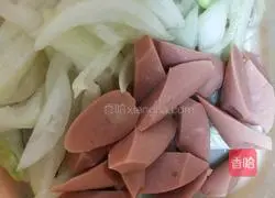 Illustration of how to make fried instant noodles 3