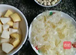 Illustration of Tremella Lotus Seed Soup 11