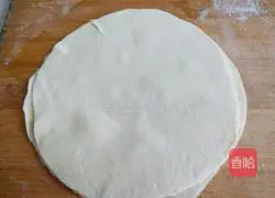 Illustration of how to eat spring cakes on February 2nd 6