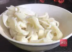 Illustration of how to scald rice skin 10