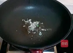 Illustration of how to make tomato and enoki mushroom soup 4