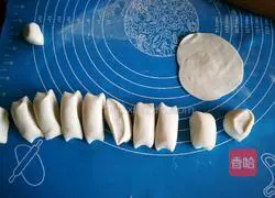 Illustration of how to make crispy meat-filled shrimp siomai 8