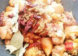 Illustration of how to make braised pig's trotters with soy sauce that is worth a lot of money 7